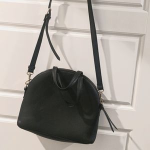 Black Crossbody